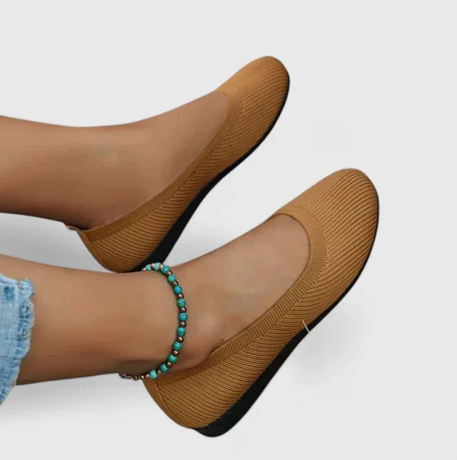 Elspeth Mourning | Black Knit Ballet Flats with Ergonomic Sole