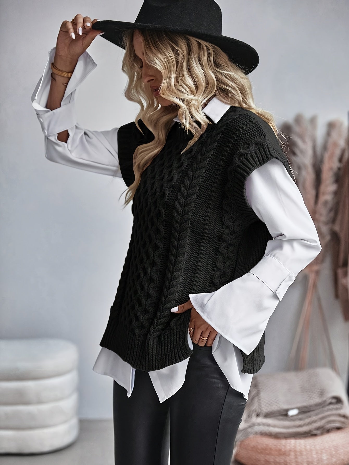 Léonie Sauvage | Cozy Cable-Knit Sweater Vest For Women