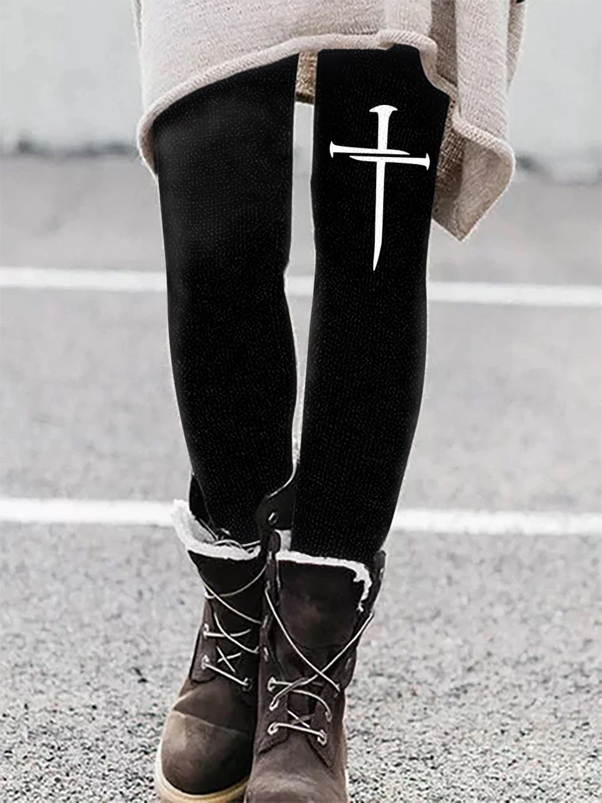 Selene Vasari | Cat Print Leggings For Women