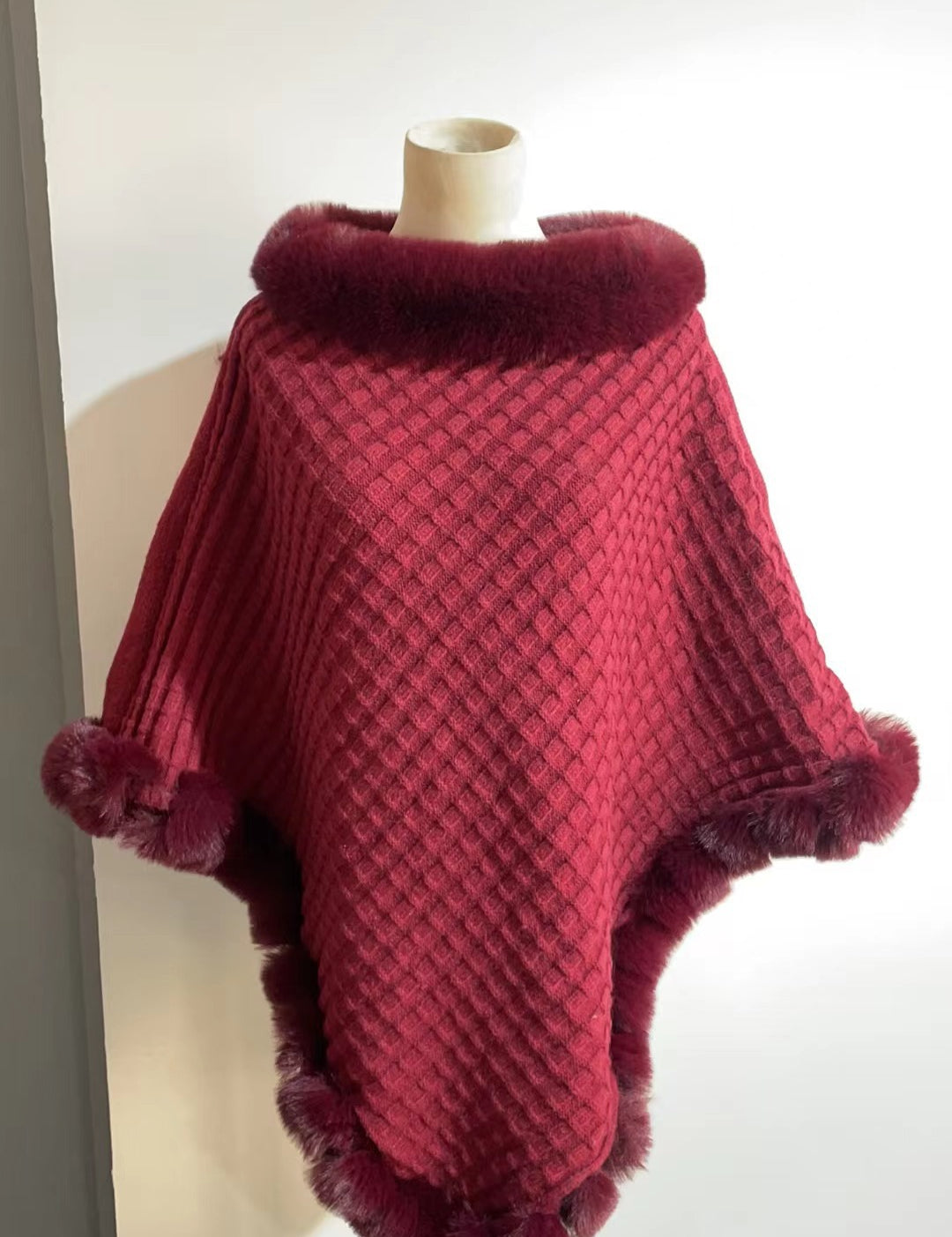 Ophelia Renwick | Fur Collar Cape Wrap For Women
