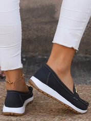 Therese Wainwright | Black Chain-Trim Platform Loafers For Women