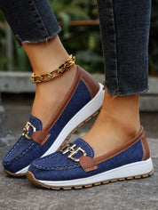 Therese Wainwright | Black Chain-Trim Platform Loafers For Women