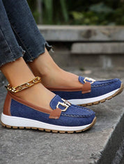 Therese Wainwright | Black Chain-Trim Platform Loafers For Women