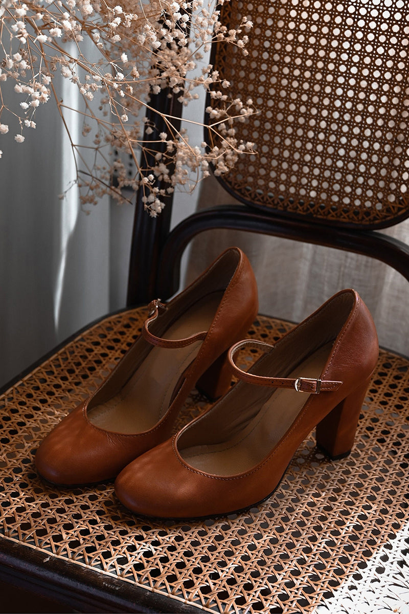 Rosalind Beauchamp | Mary Jane Block Heel Pump in Tan Leather
