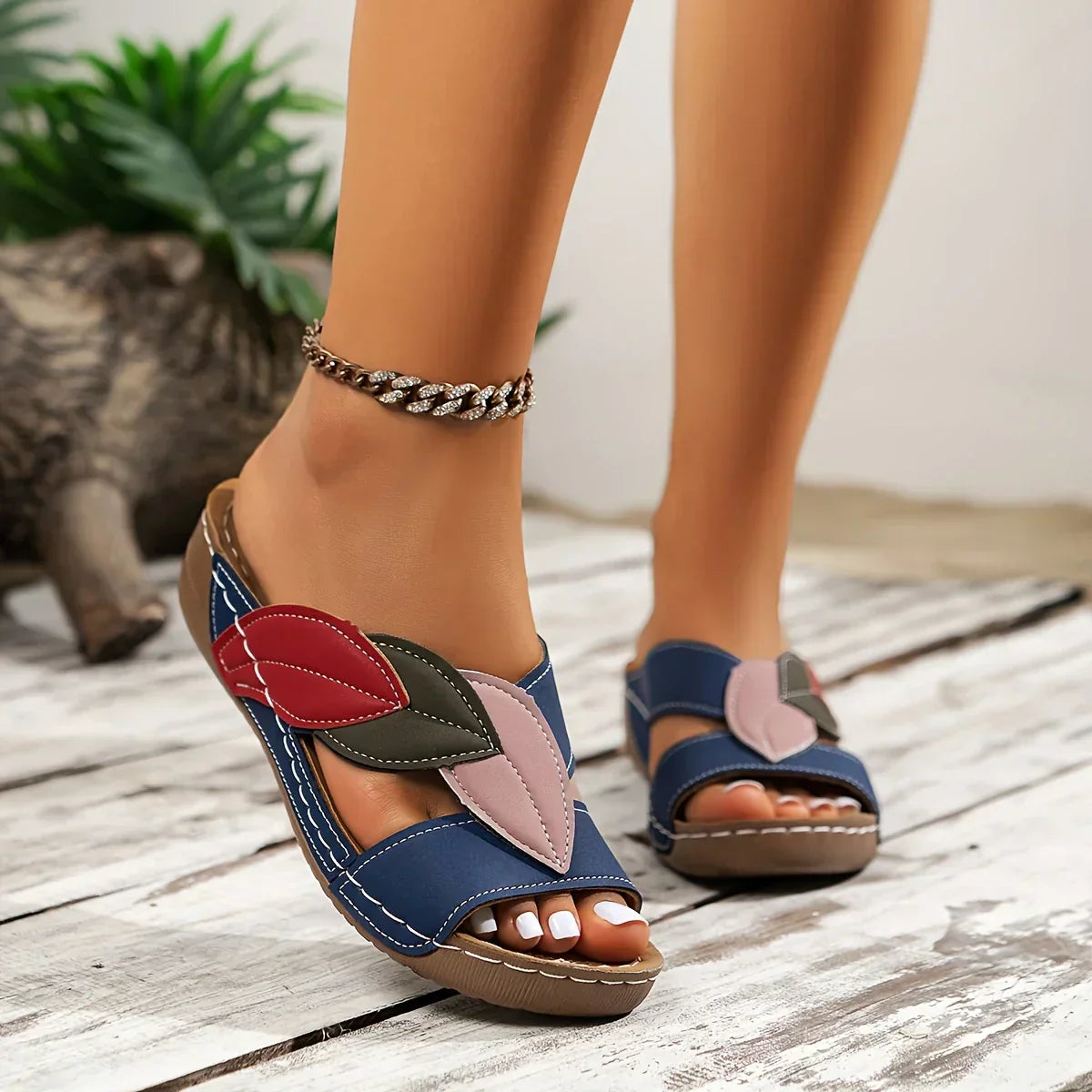 Serena Valmontclair | Colorblock Leaf Appliqué Slip-On Wedge Sandals