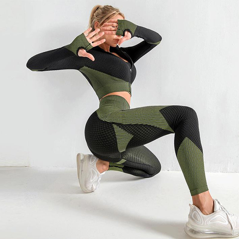 Gabriella Winslow | 3-Piece Seamless Activewear Set For Women