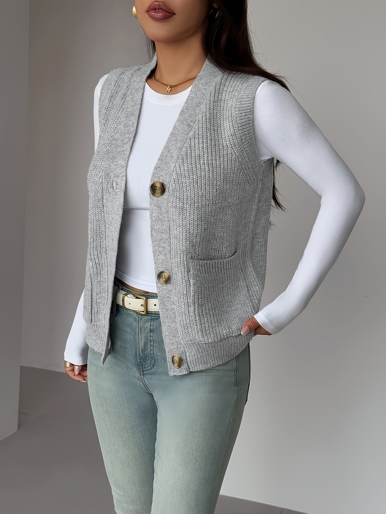 Naomi Chastellain | Buttoned V-Neck Sweater Vest