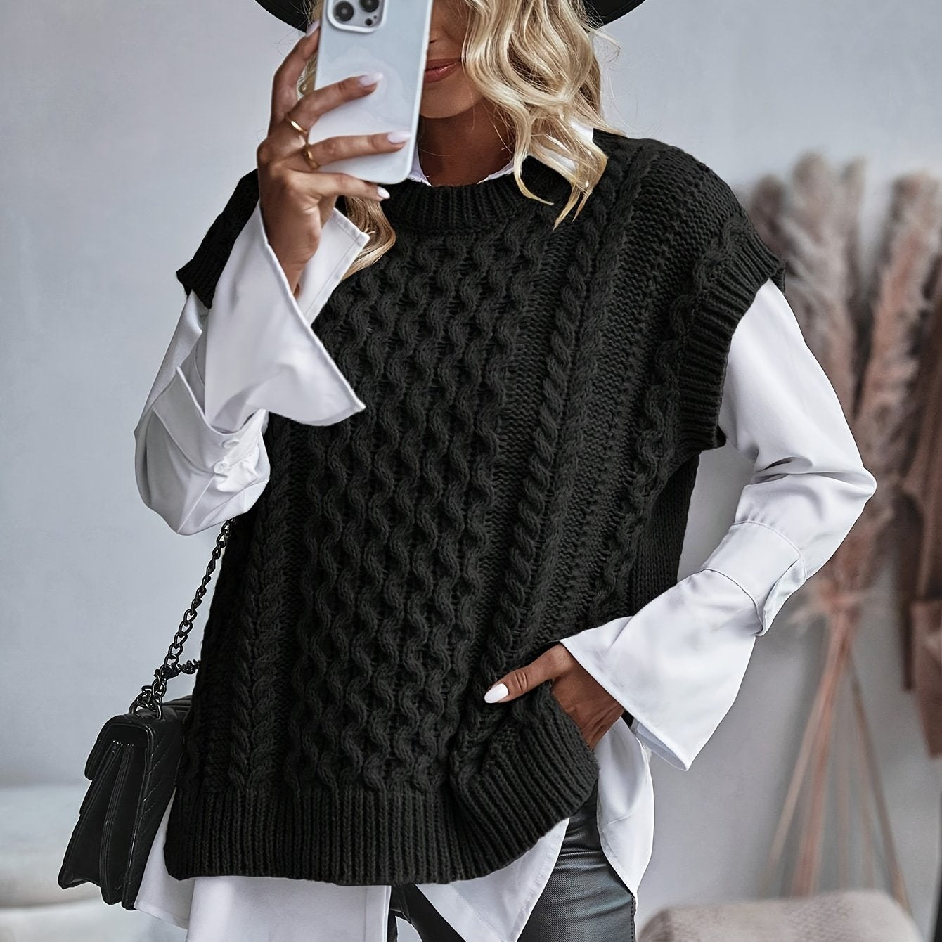 Léonie Sauvage | Cozy Cable-Knit Sweater Vest For Women