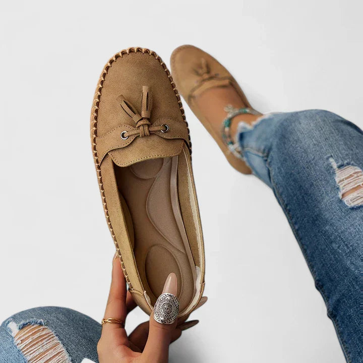 Théophanie Ravencroft | Navy Blue Suede Bow Loafers