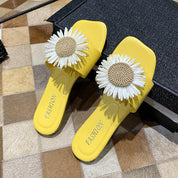 Adriana Bellucci | Daisy Flower Flat Slide Sandals For Women