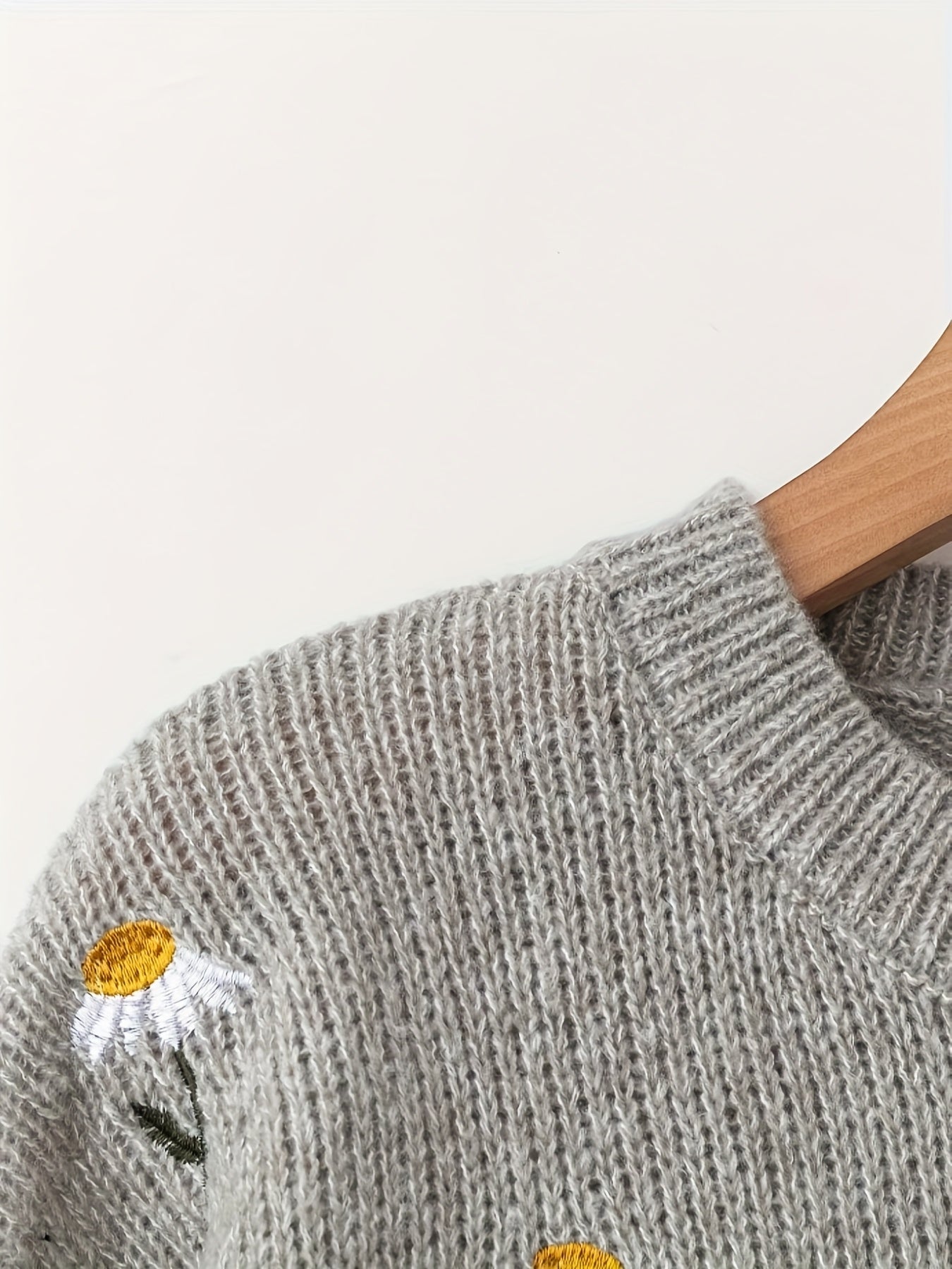 Beatrix Montclair | Daisy Embroidered Sweater With Long Sleeves For Women