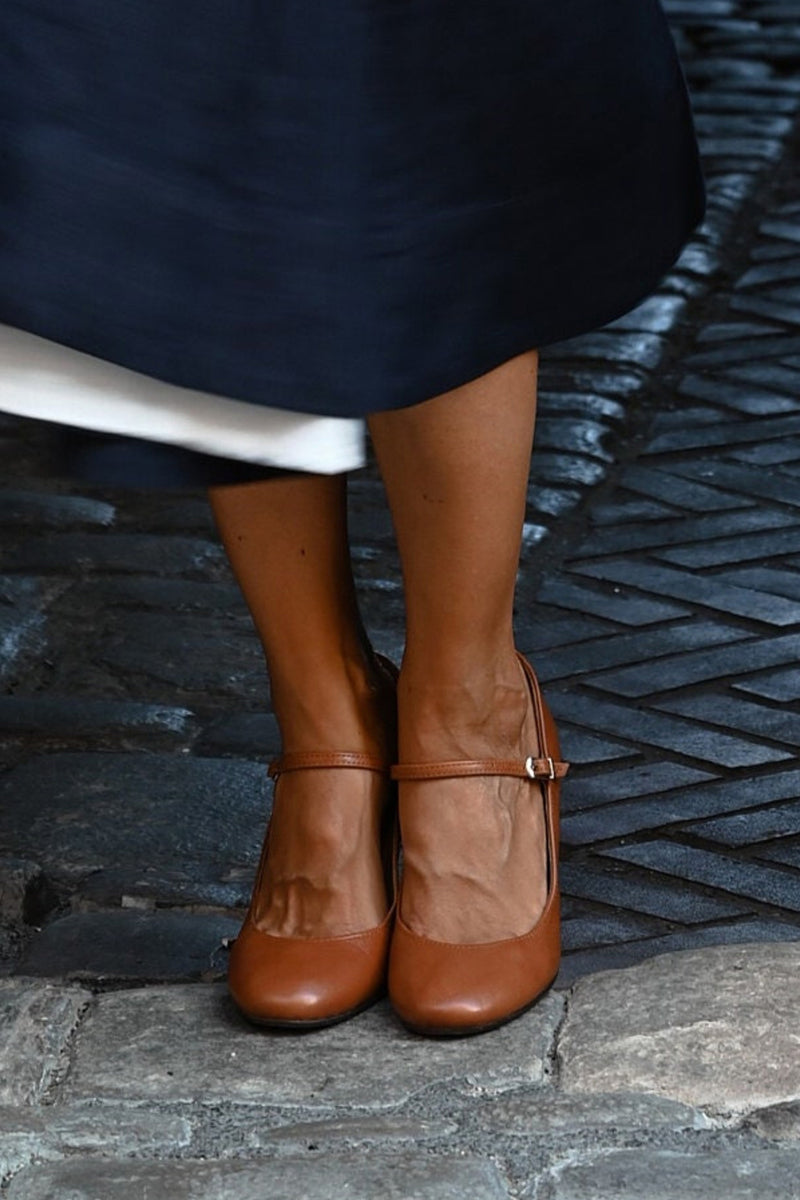 Rosalind Beauchamp | Mary Jane Block Heel Pump in Tan Leather