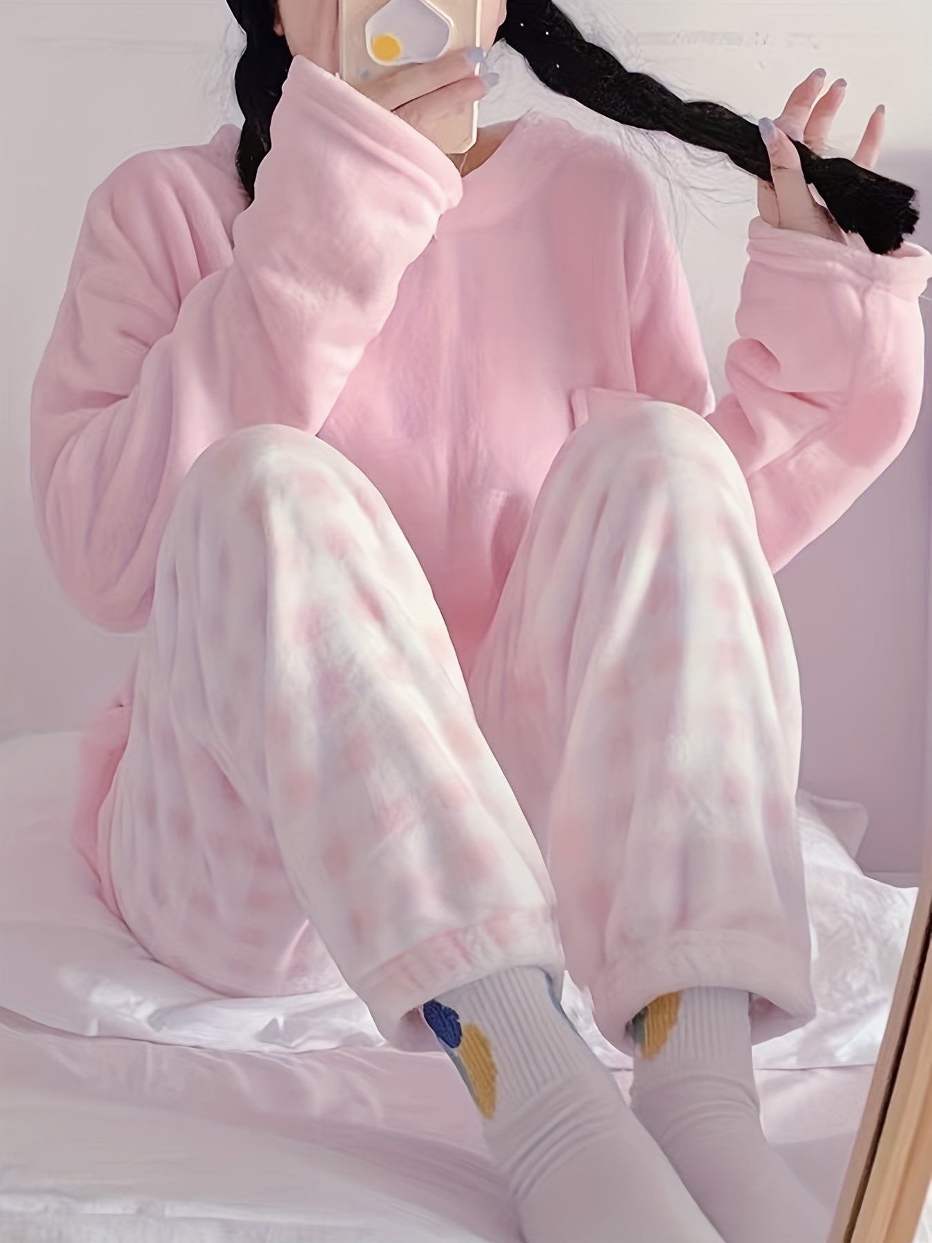Simone Beaulieu | Plush Fleece Two-Piece Lounge Set For Women