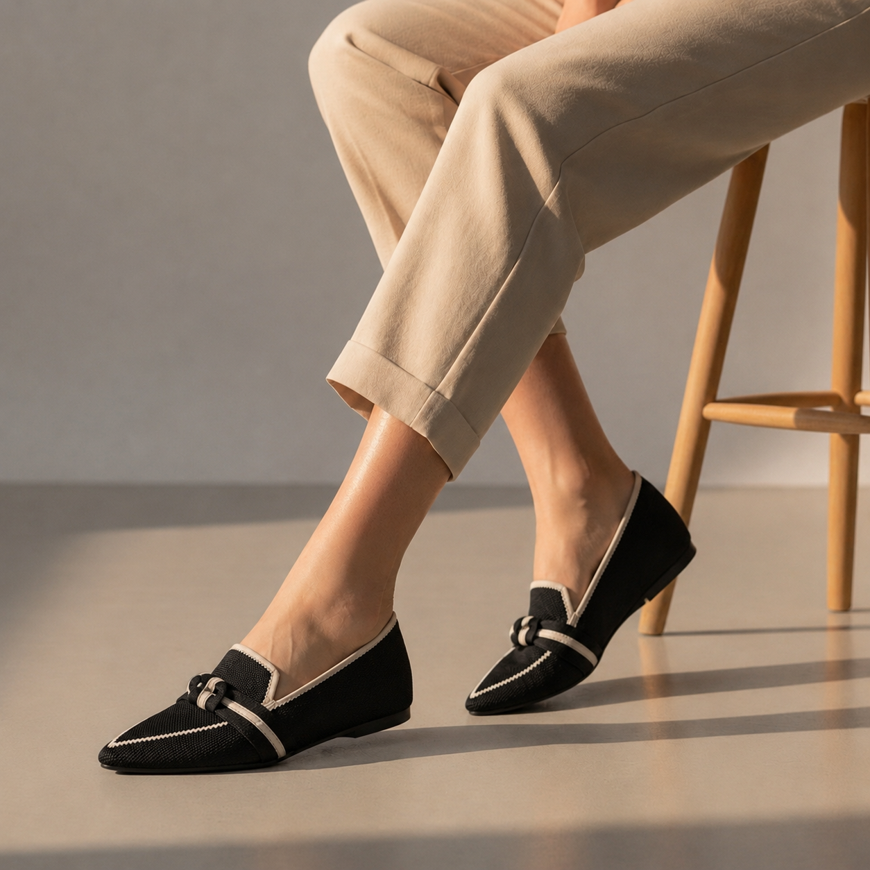 Clarissa Wentmore | Pointed Toe Bow Loafers For Women