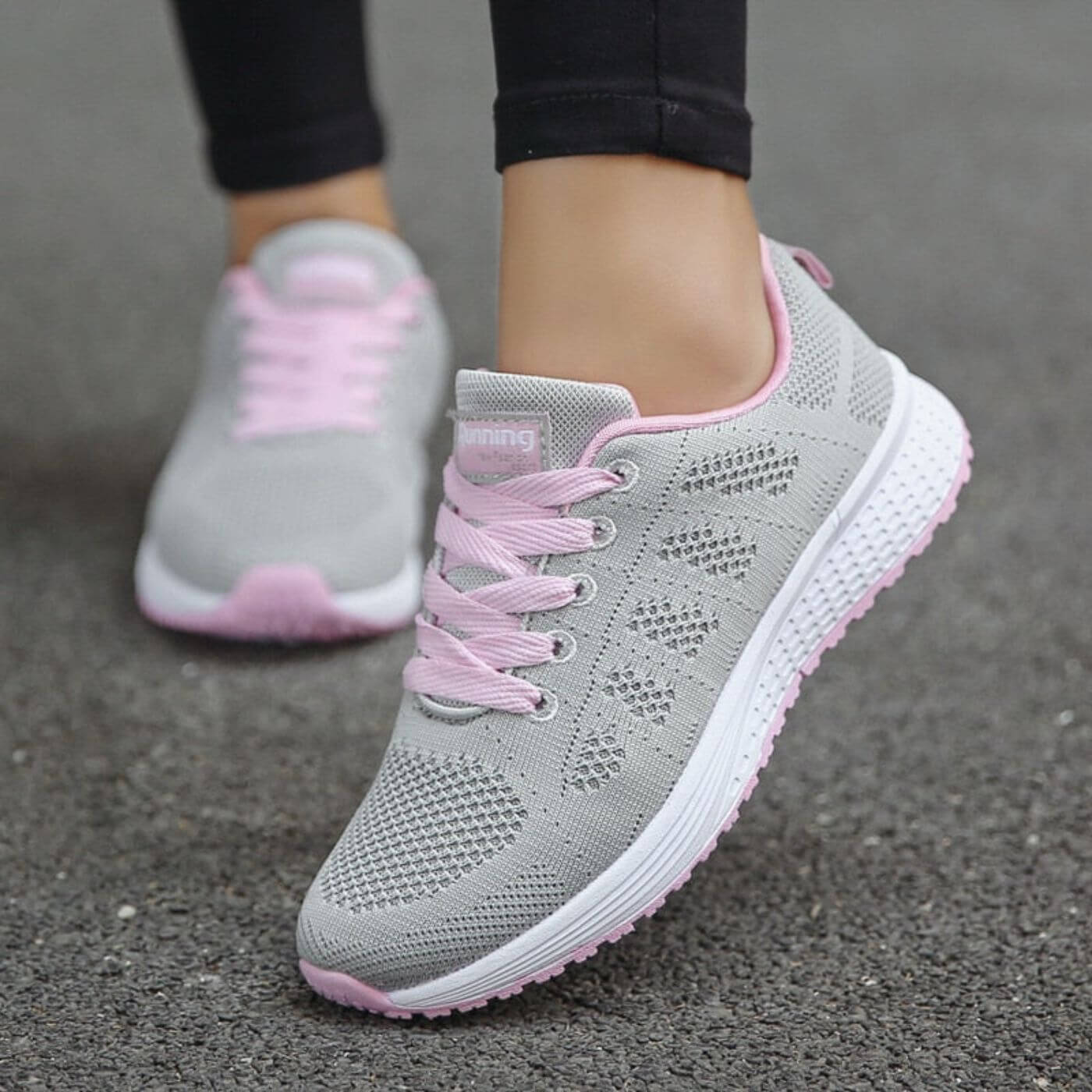 Elaine Fontcroft | Pain-Relieving Orthopedic Sneakers For Women