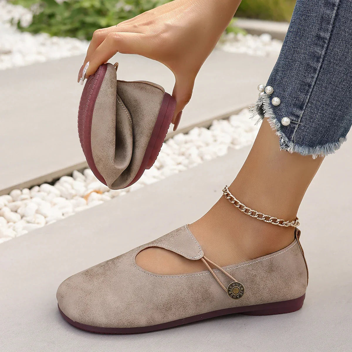 Danna Whitmore | Black Foldable Flat Loafers For Women