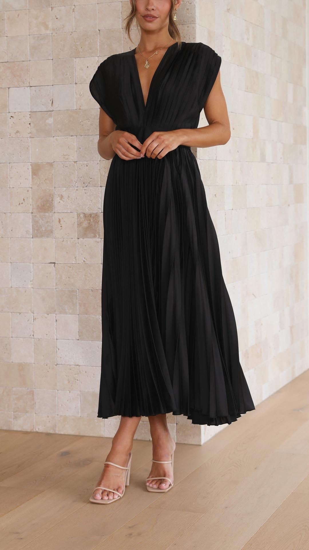 Serinda Vauclaire | Rose Pleated V-Neck Midi Dress