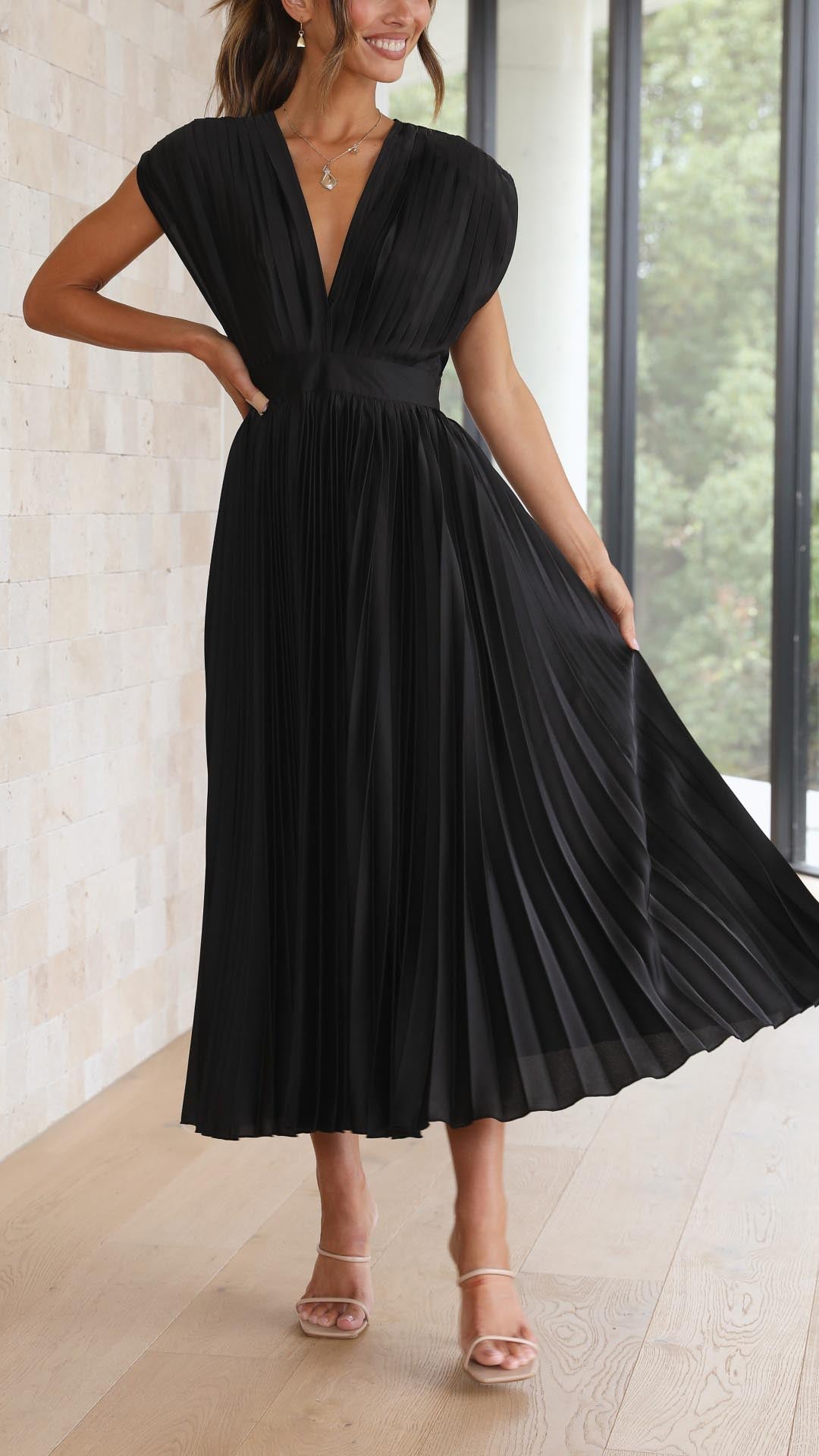 Serinda Vauclaire | Rose Pleated V-Neck Midi Dress