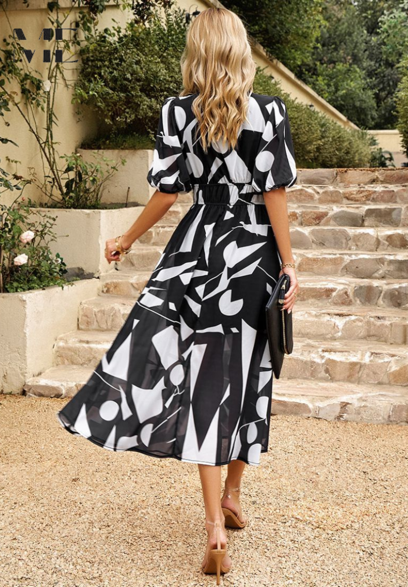 Lavinia Beaumont | Floral Midi V-Neck Dress
