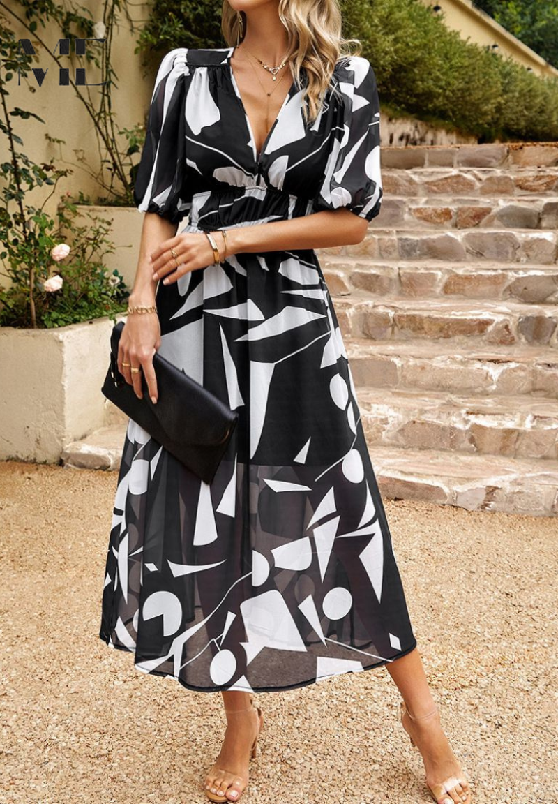 Lavinia Beaumont | Floral Midi V-Neck Dress