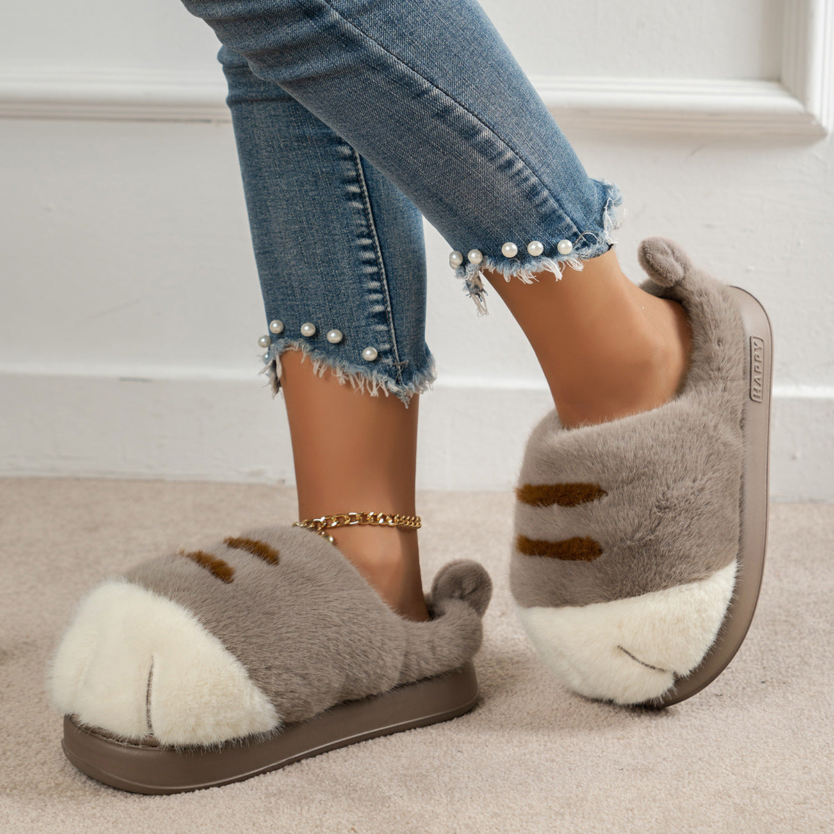 Nico Bellamy | Cozy Cat Paw Plush Slippers For Unisex