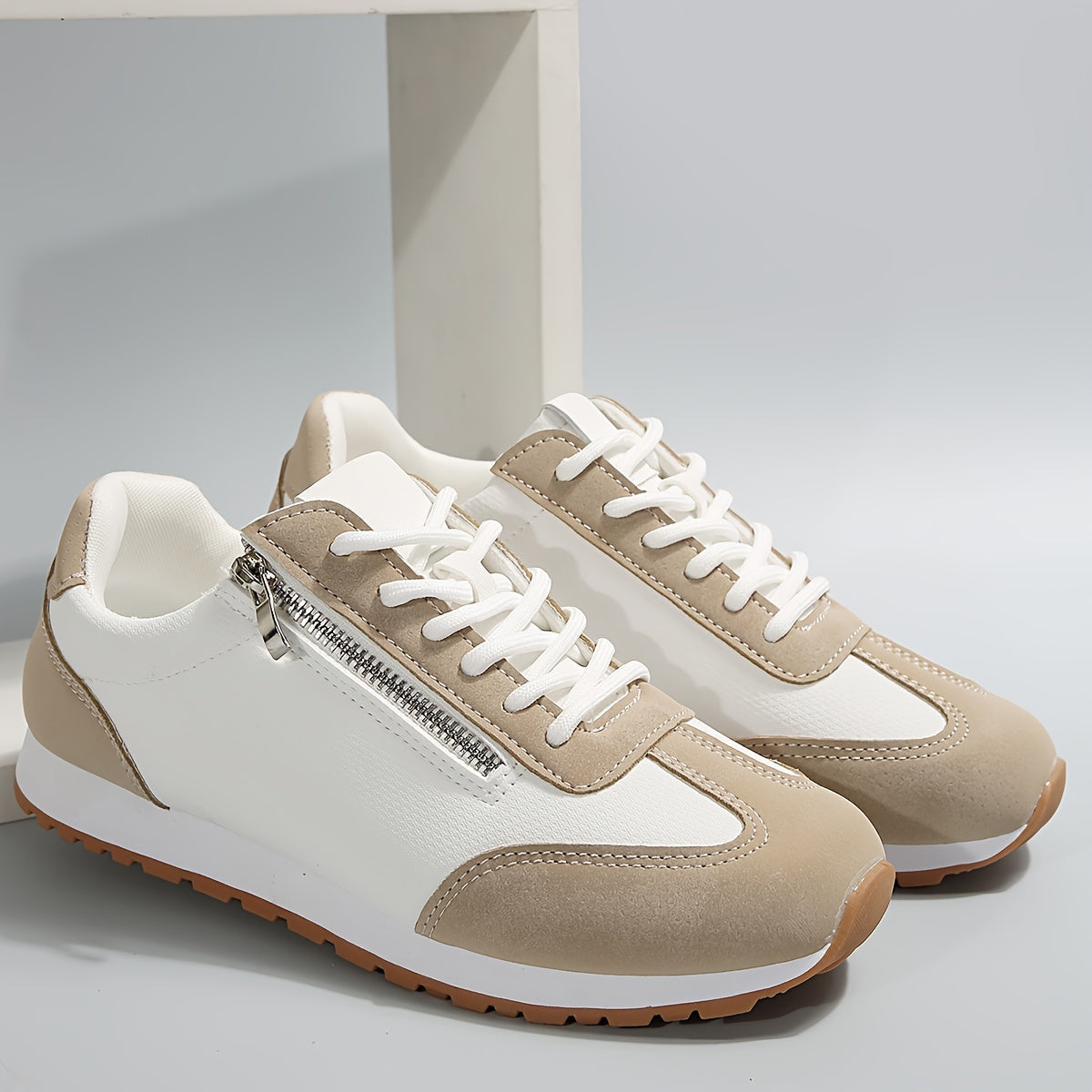 Elara Vincourt | Cadiz Orthopedic Lace-Up Sneakers For Women