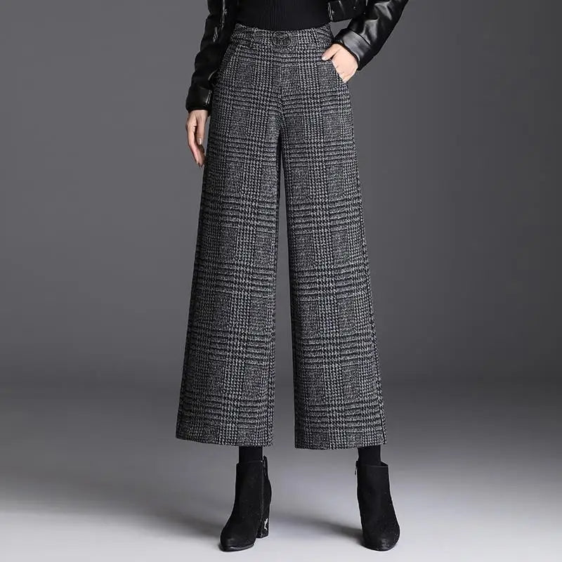 Noemi Castellucci | High-Waisted Plaid Trousers With Belt Buckle For Women