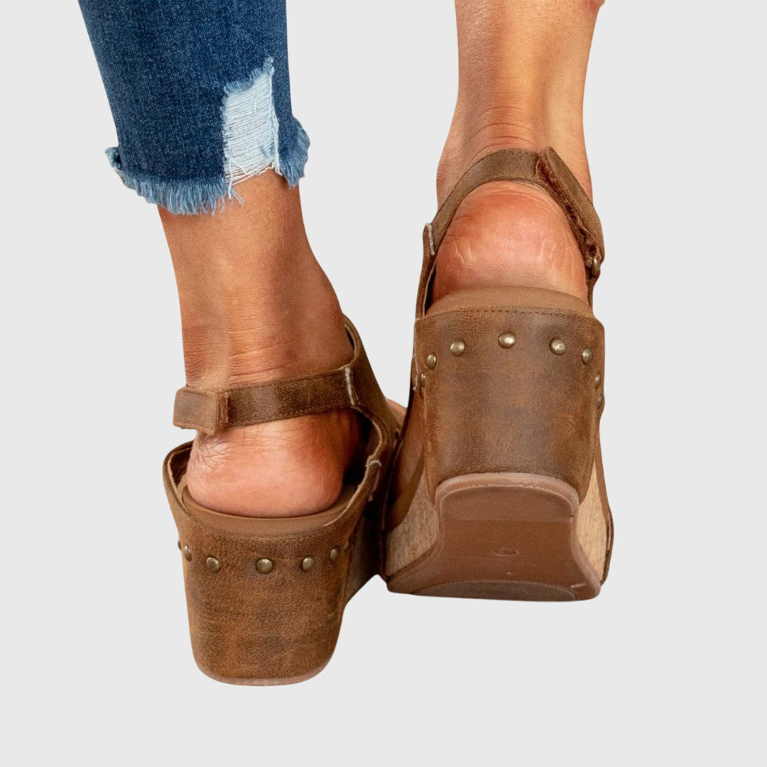 Ophelia Dunstable | Orthopedic Wedge Sandals in Taupe