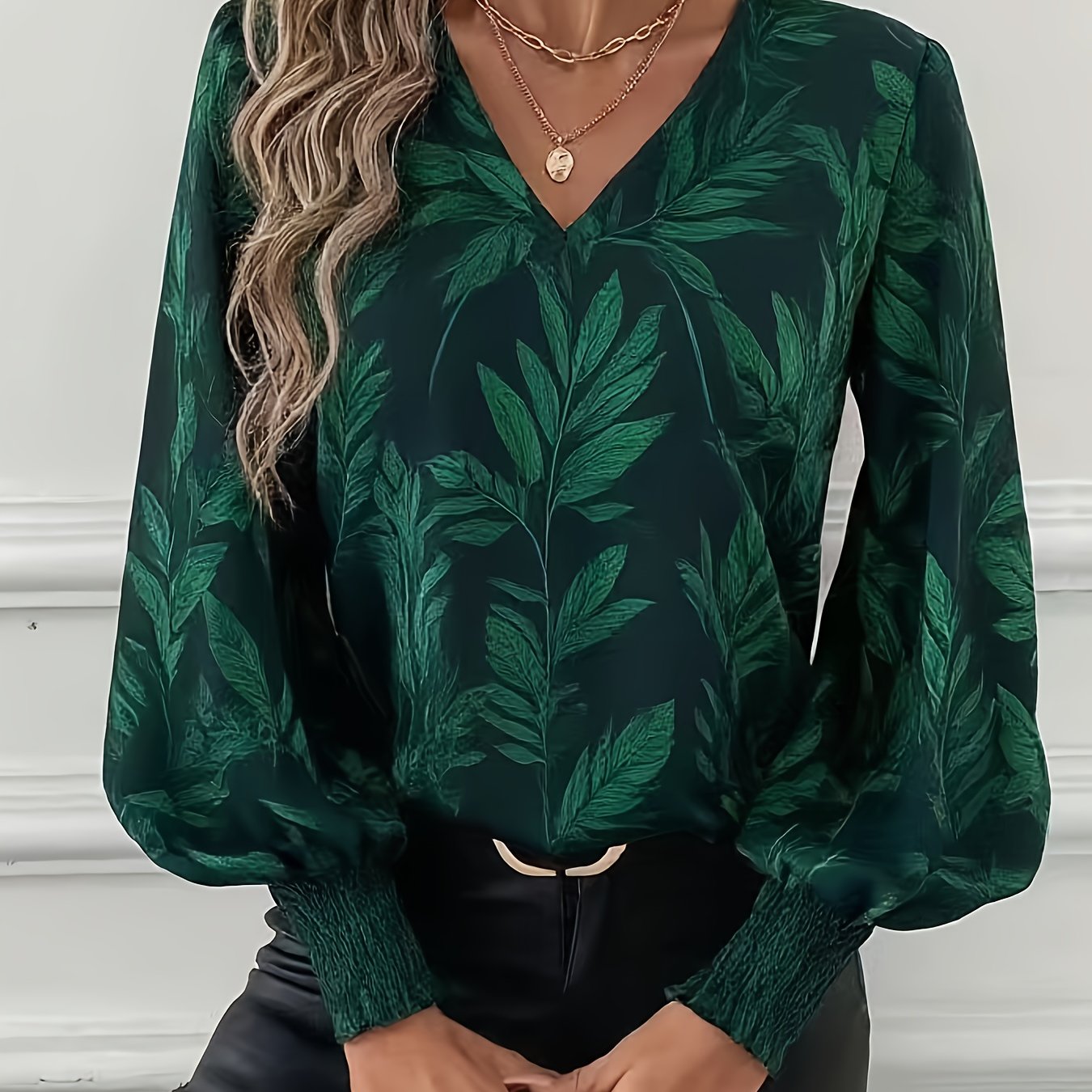Anaëlle Verhoeven | Botanical Print V-Neck Blouse With Lantern Sleeves