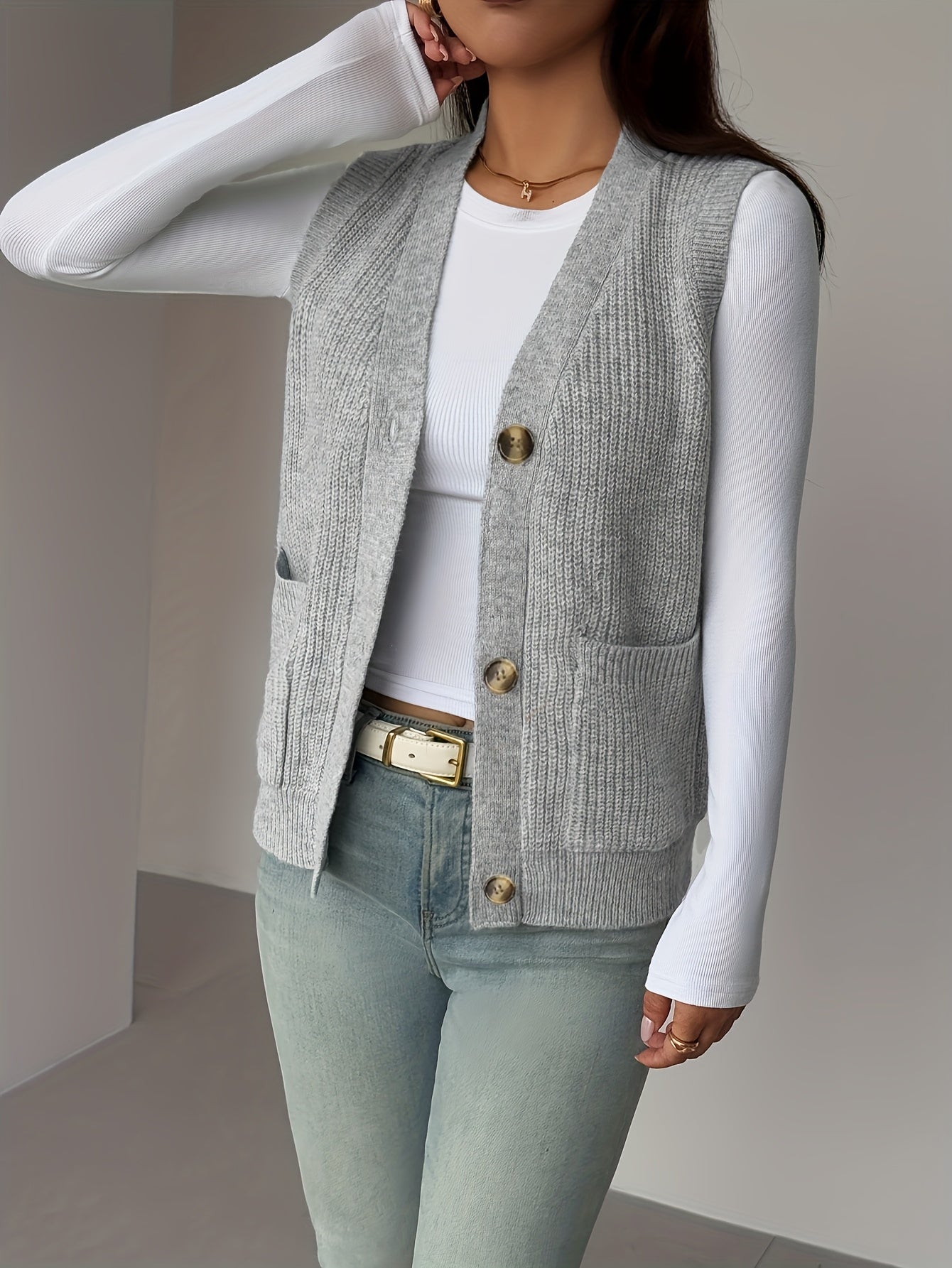 Naomi Chastellain | Buttoned V-Neck Sweater Vest