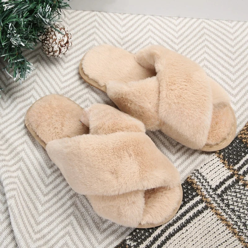 Beatrice Lombardi | Fluffy Faux Fur Slide Slippers For Women