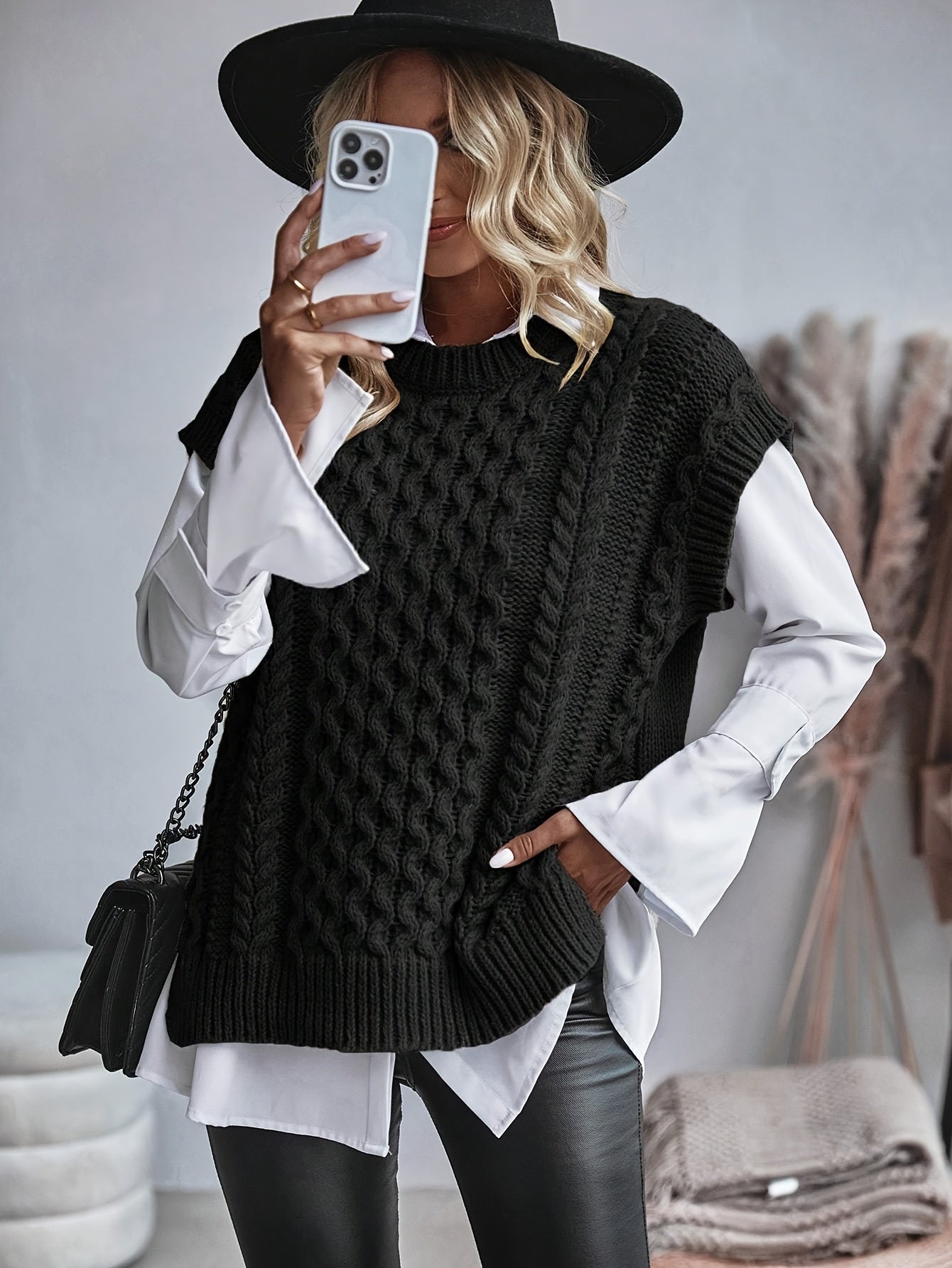 Léonie Sauvage | Cozy Cable-Knit Sweater Vest For Women