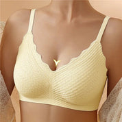 Lysette Vauborne | Black Lace Wireless V-Neck Bra