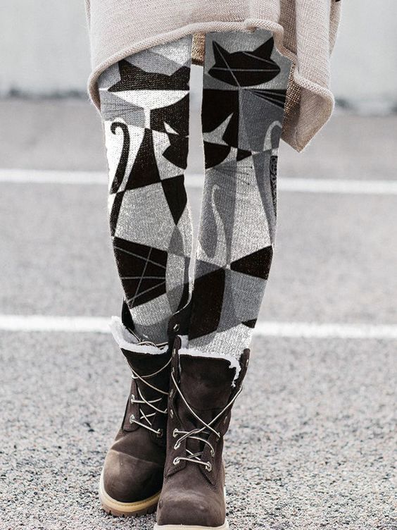 Selene Vasari | Cat Print Leggings For Women