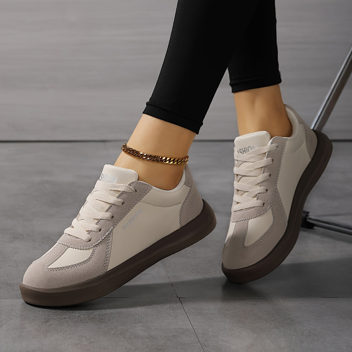 Isadora Beauchamp | Leather Lace-Up Sneakers For Women