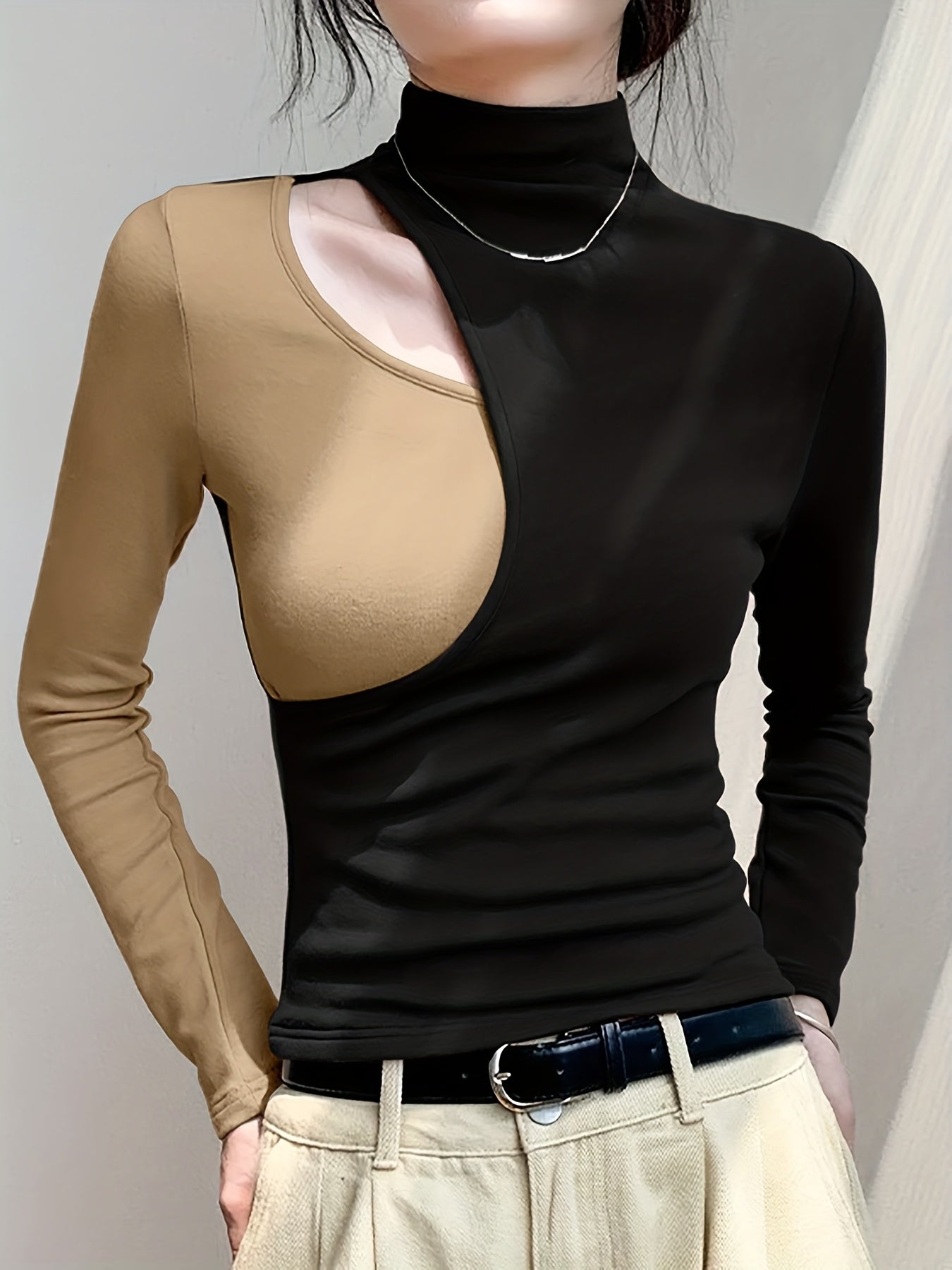 Odette Lindqvist | Colorblock Cutout Mock Neck Top