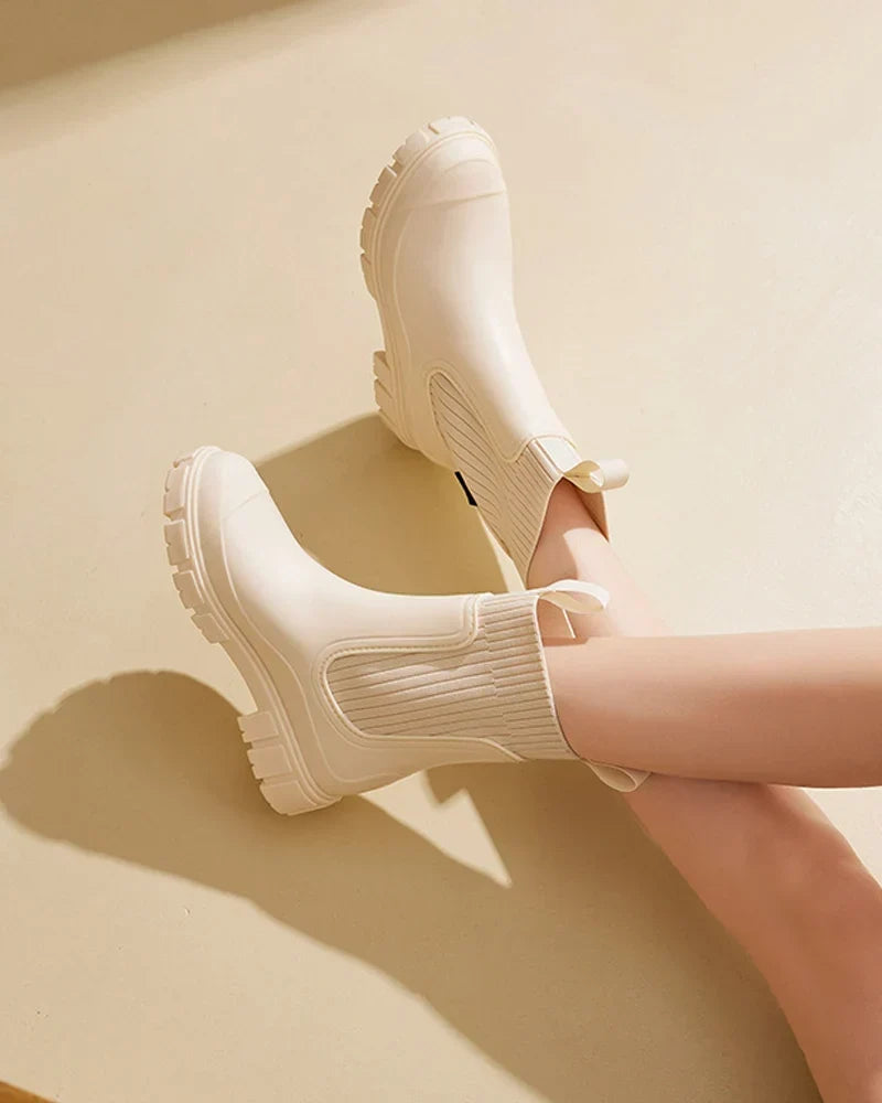 Dilara Marwood | Block-Heel Chunky Chelsea Boots For Women