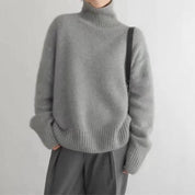 Aurore Winsfield | Turtleneck Cashmere Sweater For Women