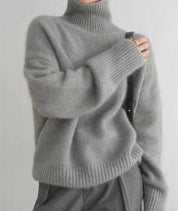 Aurore Winsfield | Turtleneck Cashmere Sweater For Women