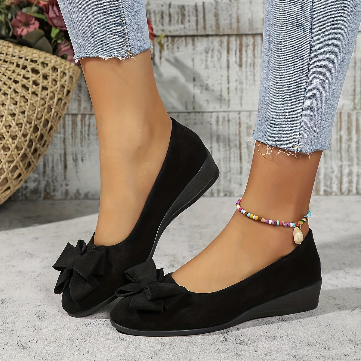 Lucinda Hartbourne | Black Bow Detail Ballet Flats Slip-On