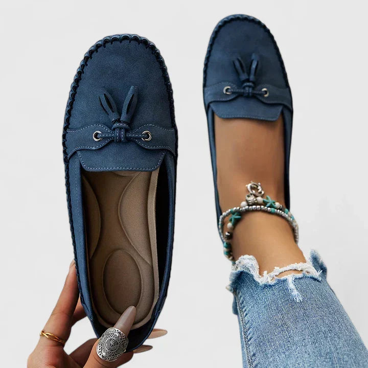 Théophanie Ravencroft | Navy Blue Suede Bow Loafers