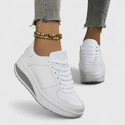 Gwendoline Favreau | White Platform Lace-Up Sneakers
