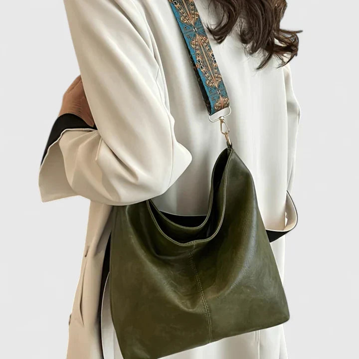 Valentina Rossetti | Cream Bucket Shoulder Bag with Boho Strap