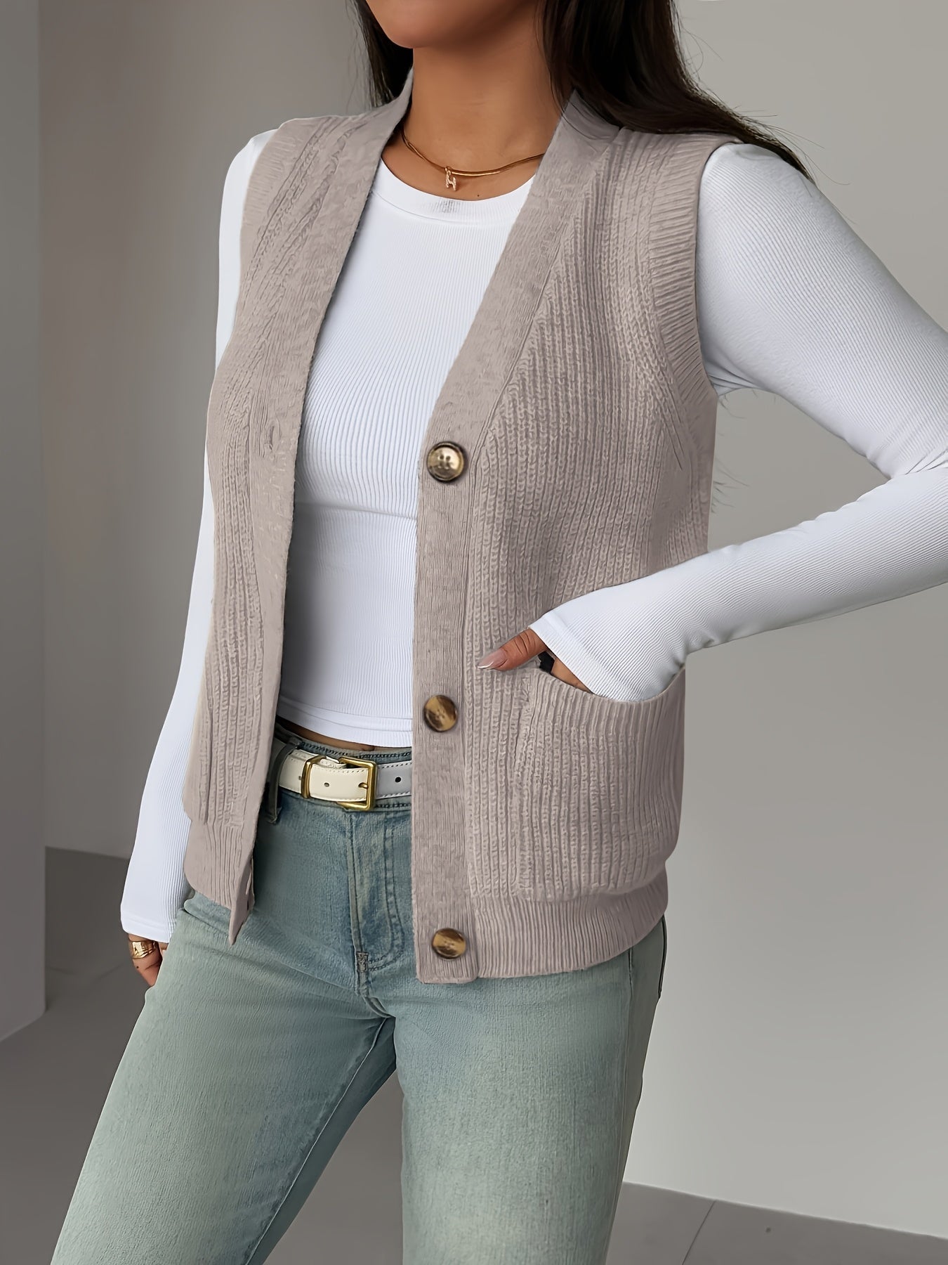 Posy Arkwright | Gray Button-Front Knit Vest For Women